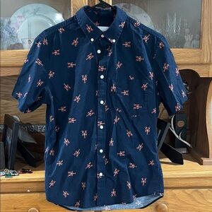 Goodfellow & Co Navy Short-Sleeve Button-Down Shirt with Coral Lobster Print